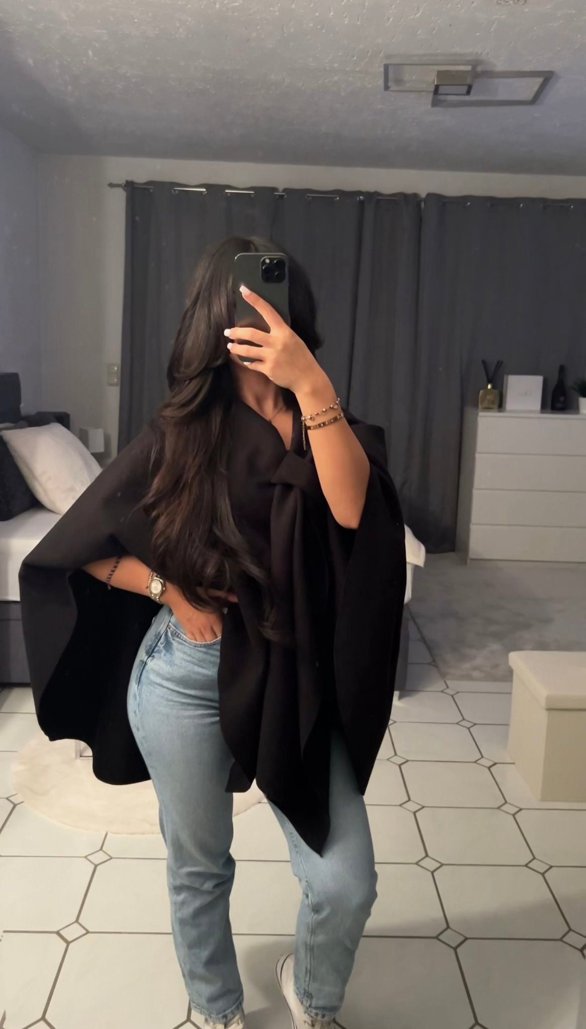 PONCHO NOIR