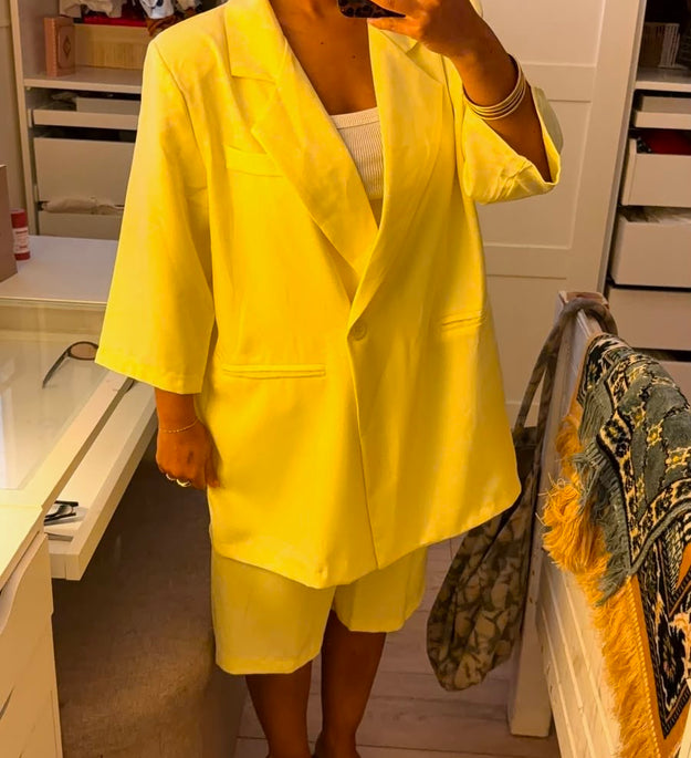 ENSEMBLE BERMUDA JAUNE