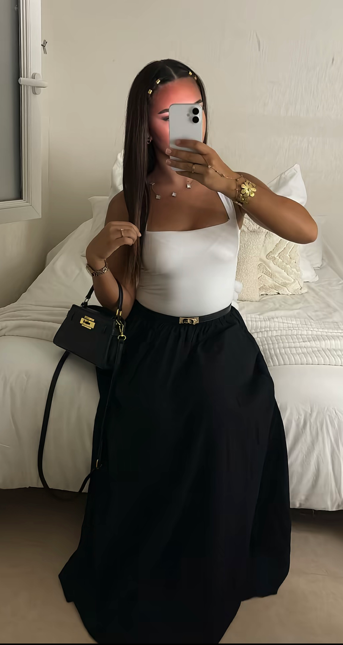 BLACK SKIRT WITH POCKETS