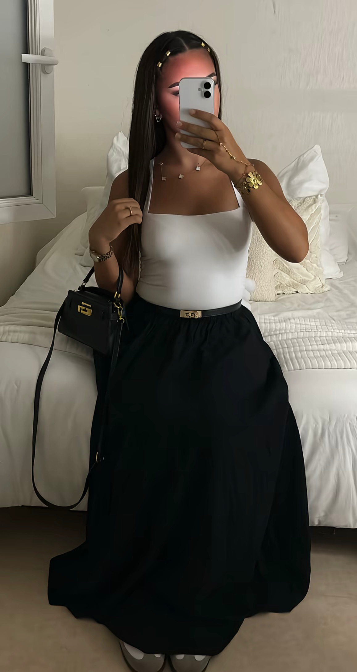 BLACK SKIRT WITH POCKETS