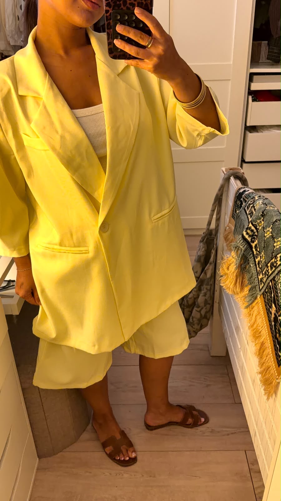 ENSEMBLE BERMUDA JAUNE