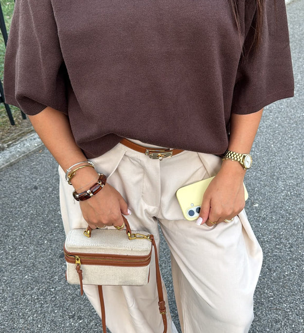 T SHIRT EN MAILLE MARRON (pré-commande)