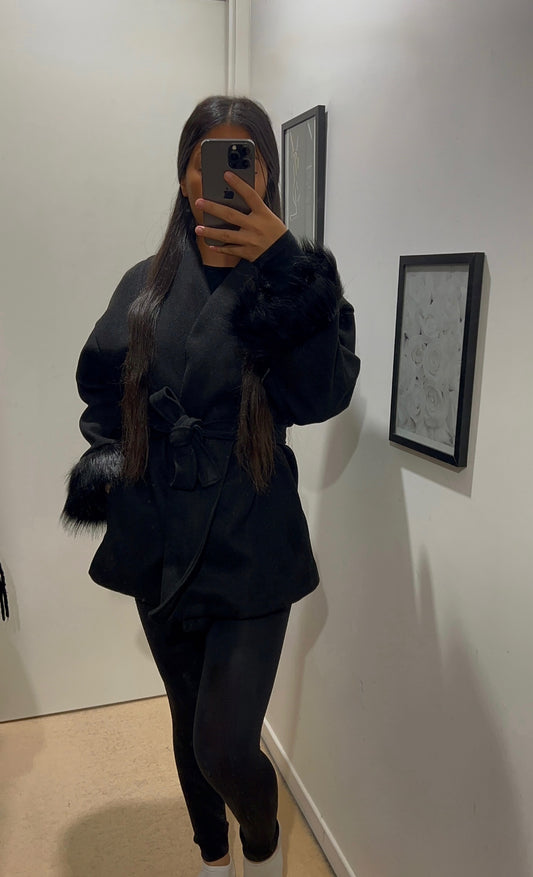 VESTE FOURRURE NOIRE