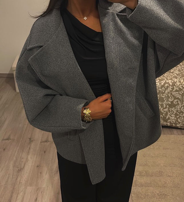 OVERSIZED GREY JACKET